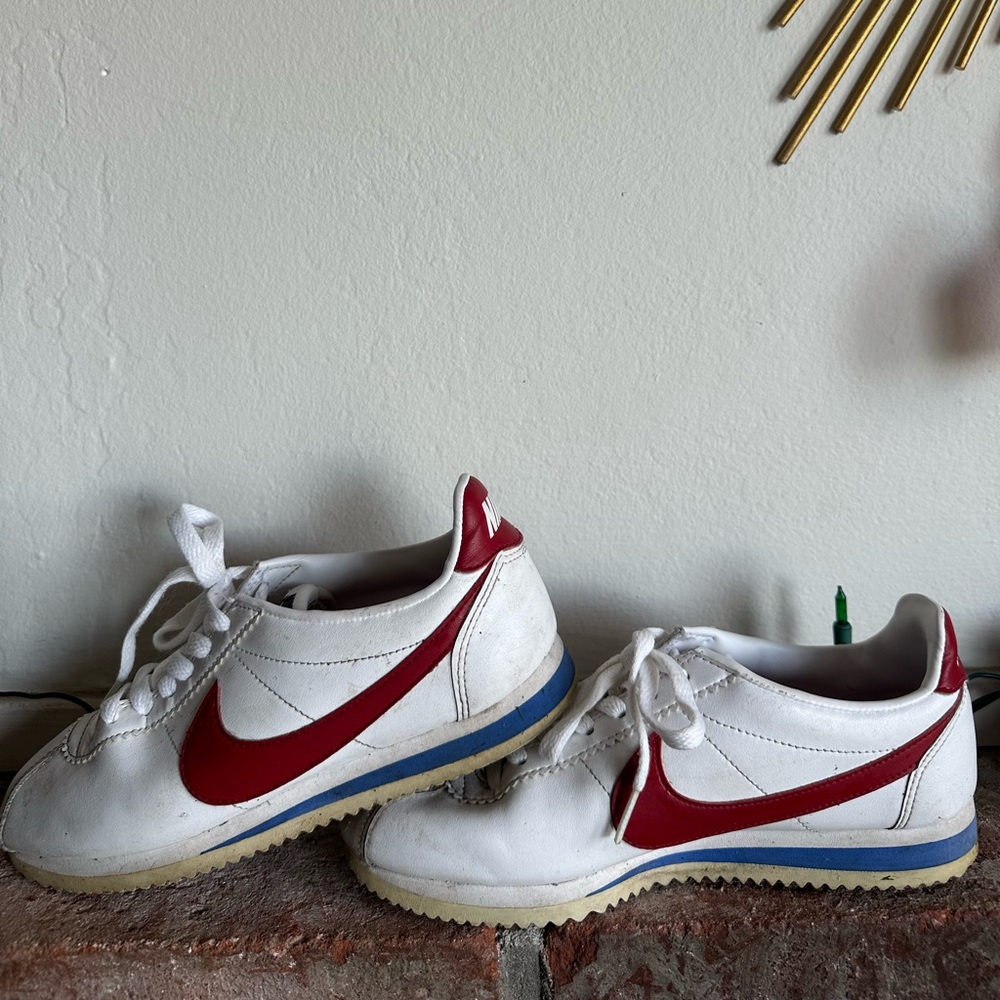 Nike Cortez Leather Women’s Size 7
